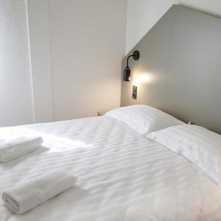 Brit Hotel Essentiel Arverne - Clermont-Ferrand Sud Aubiere Bagian luar foto